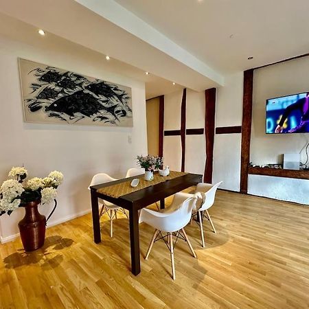 Wohnung Am Schloss 2 - Bestes Apartment In Вайльбурґ Екстер'єр фото